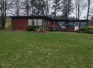 10891 Fairview Rd, Farmersville Station, NY 14060