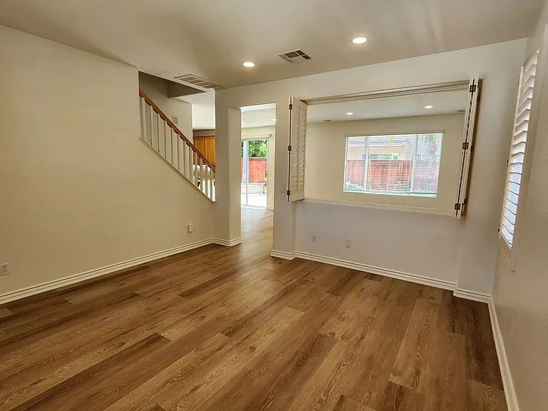 26 Anglesite — Photo 4