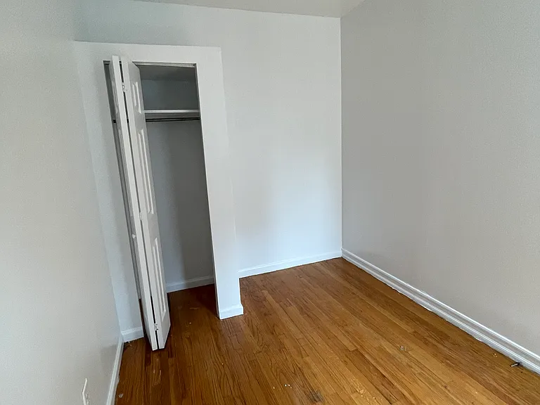 446 W 164th St #22 — Photo 10