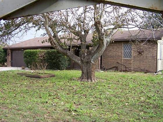 1st image of 201 Mesquite St