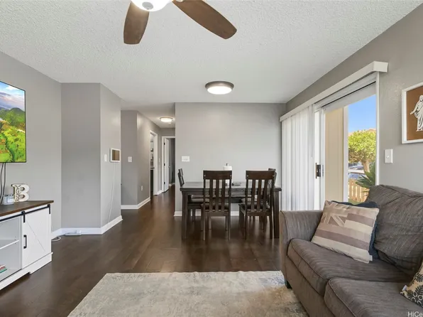 94-512 Kupuohi St APT 101, Waipahu, HI 96797