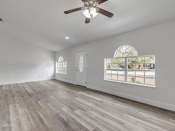 4th image of 5 Serenity Pl