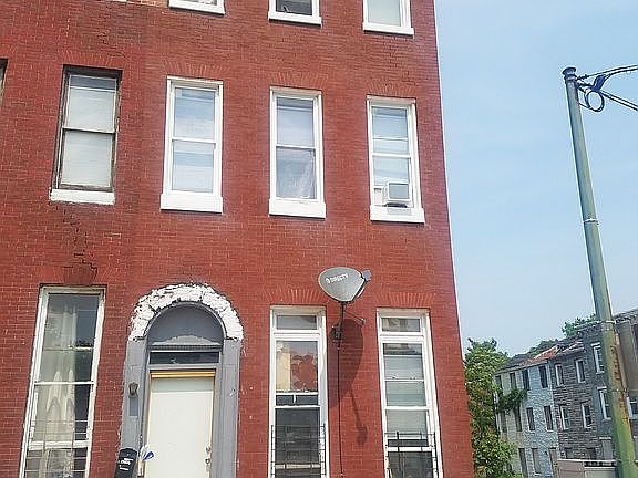 3rd image of 1401 Argyle Ave