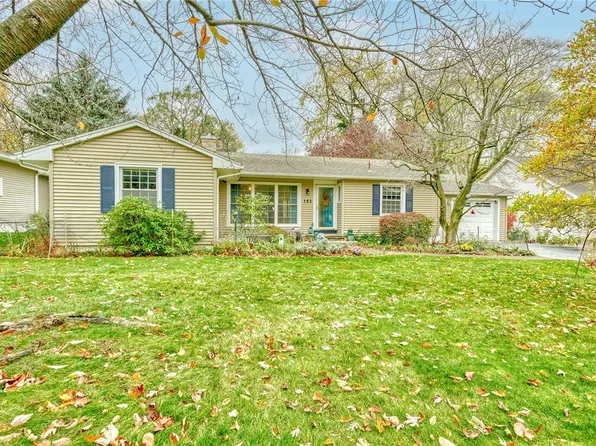 153 Allwood Dr, Rochester, NY 14617