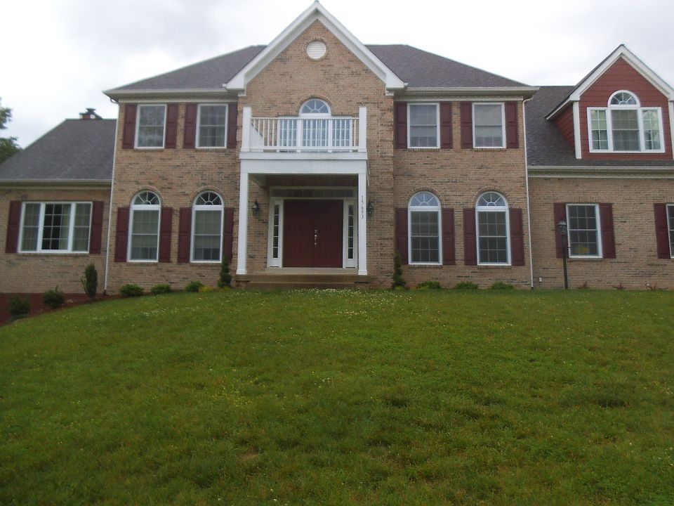 1st image of 15693 Prosperity Dr