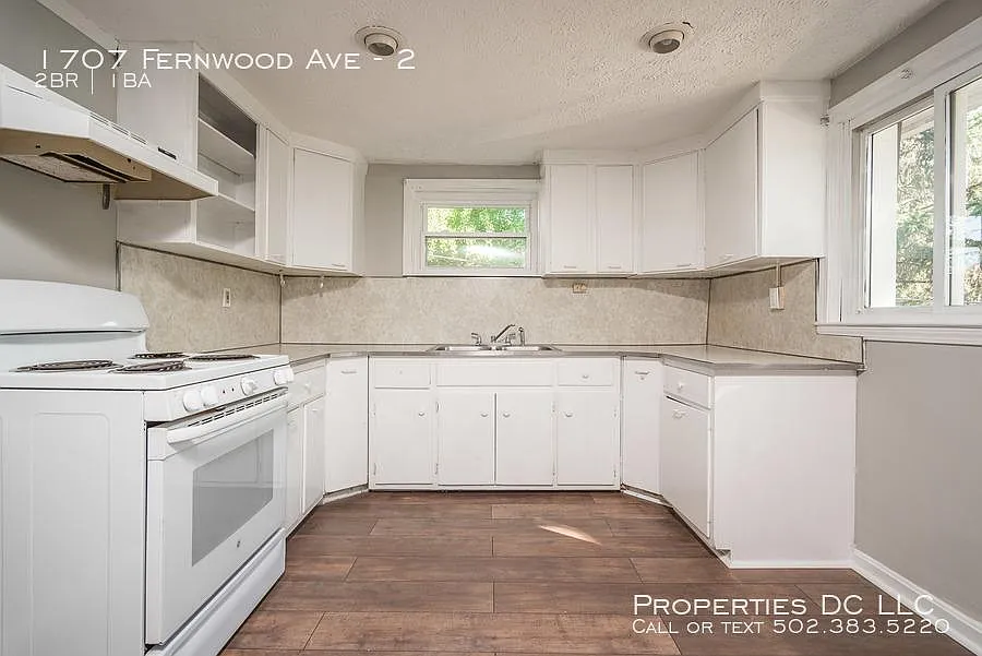 2 bed, 900 sqft, $1,100 — Photo 2