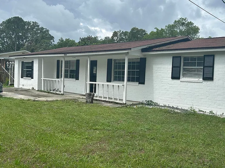 2834 Goldenrod Cir E — Photo 2