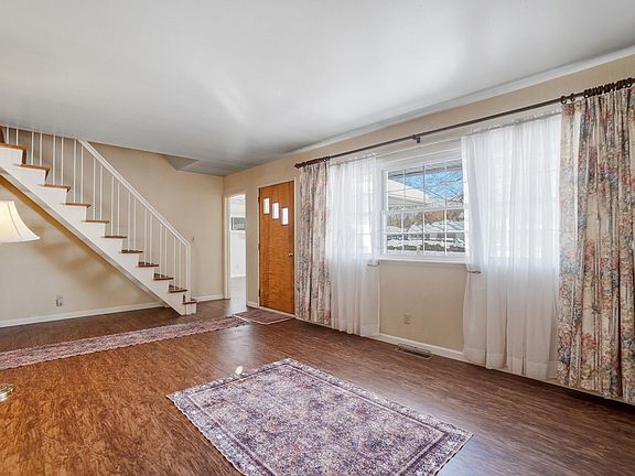 5th image of 4117 Elbern Ave