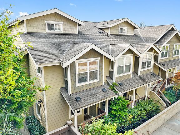 3rd image of 7322 Rainier Ave S Unit 605