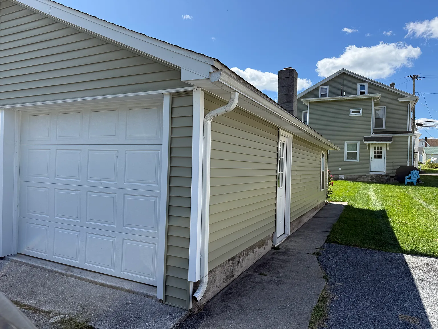 3 bed, 1344 sqft, $1,595 — Photo 4