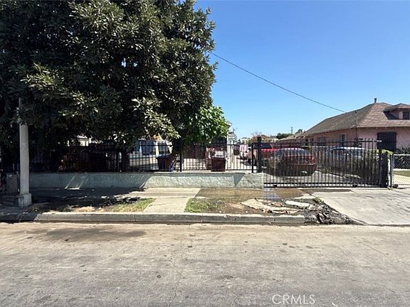 2nd image of 9602 Holmes Ave