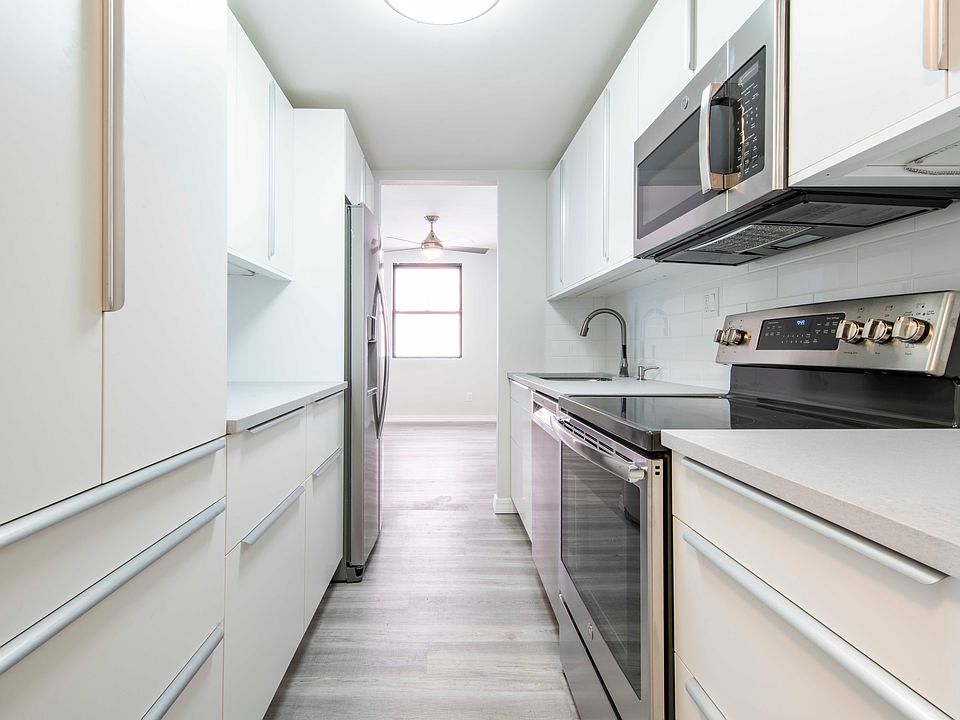 1st image of 402 E 90th St APT 9G