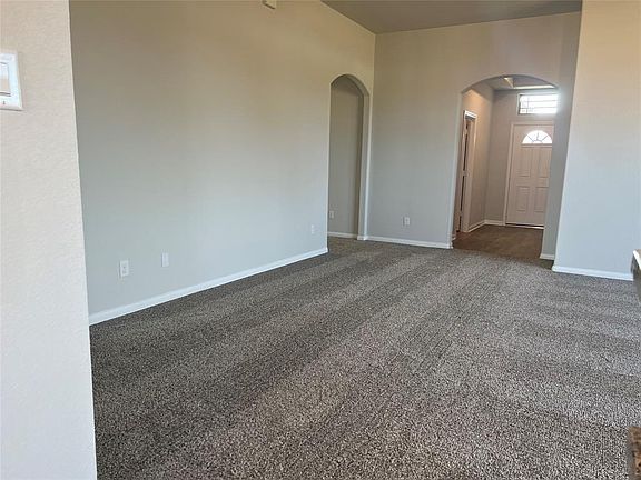 3rd image of 11307 Cora Ln