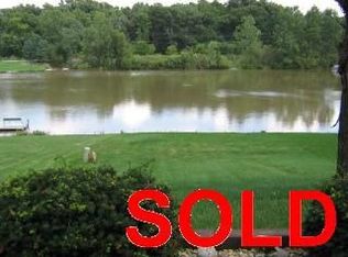 2056 Hidden Valley Dr, Crown Point, IN 46307