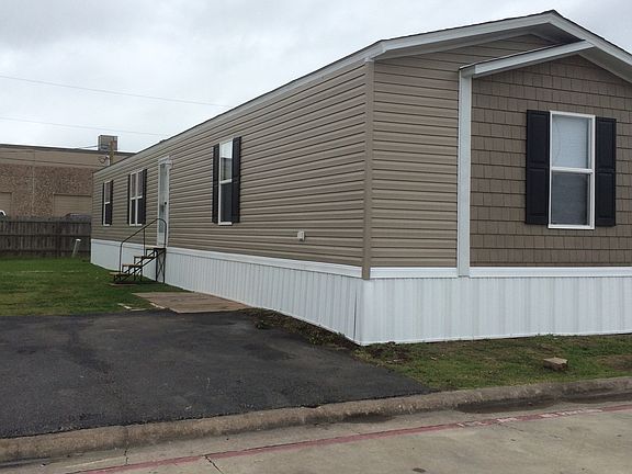 2nd image of 2511 N Highway 35 Byp #18