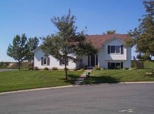 18057 Exeter Ct, Farmington, MN 55024