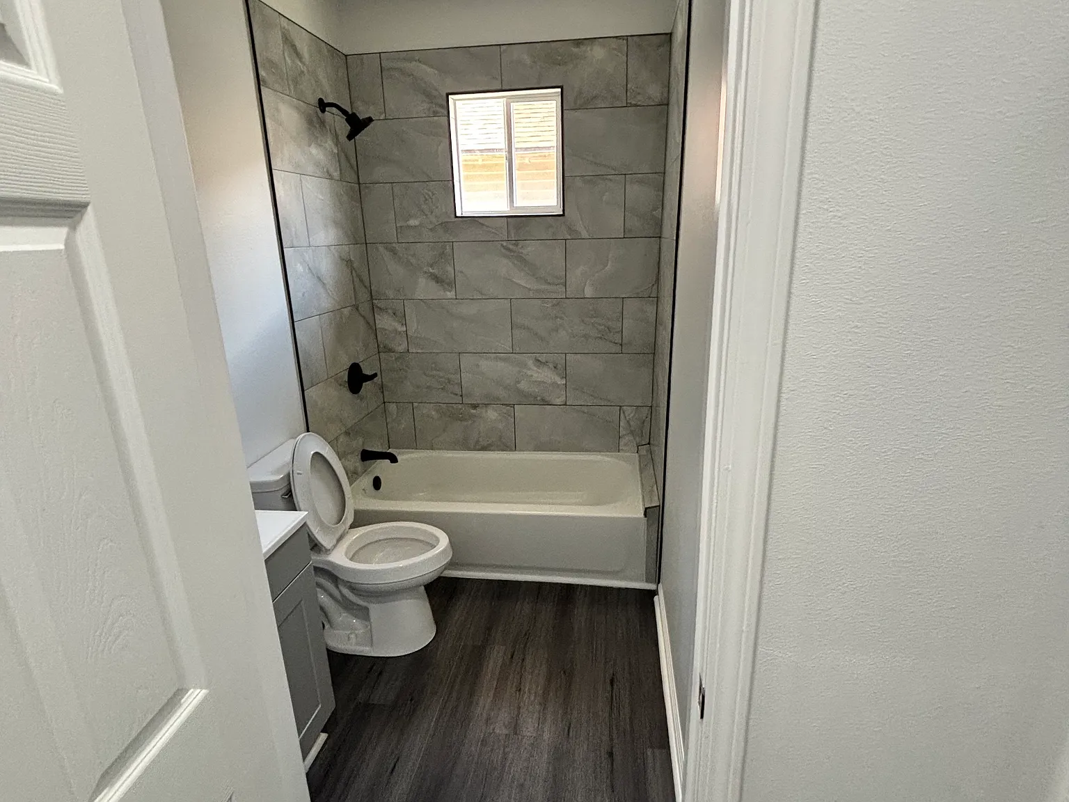 2 bed, 816 sqft, $1,500 — Photo 3