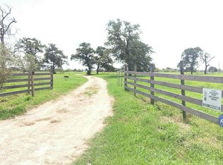 775 Zapalac Rd, La Grange, TX 78945