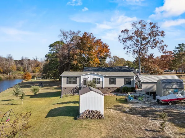 2157 Lakeside Avenue SW, Supply, NC 28462