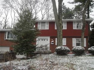 315 Dewey St, Edgewood, PA 15218