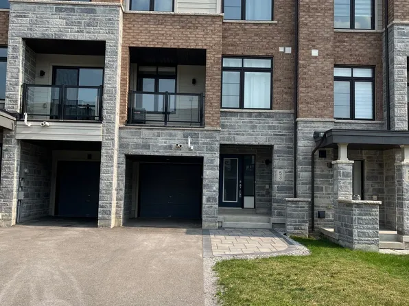 53 Vantage Loop, Newmarket, ON L3X 0K9