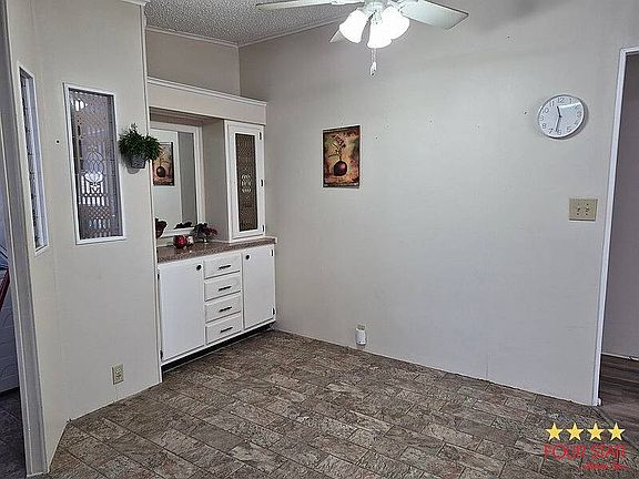 5th image of 2205 La Rosa Ln
