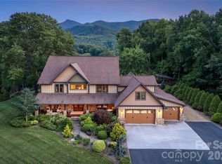345 Prospect Dr, Burnsville, NC 28714