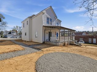 2011 McCallie Ave #A, Chattanooga, TN 37404