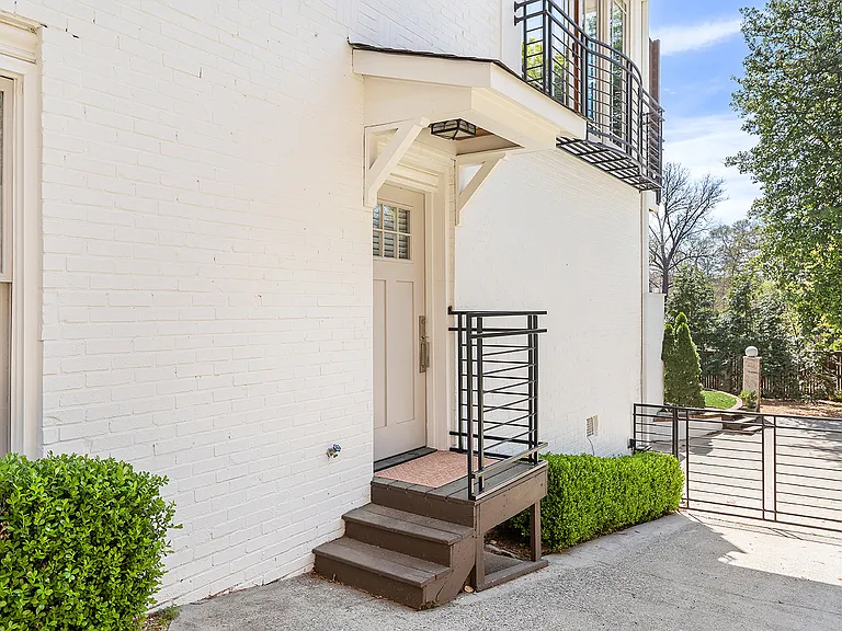 Private entrance. Tenant will also receive gate FOB to access secure parking in backyard and garage.