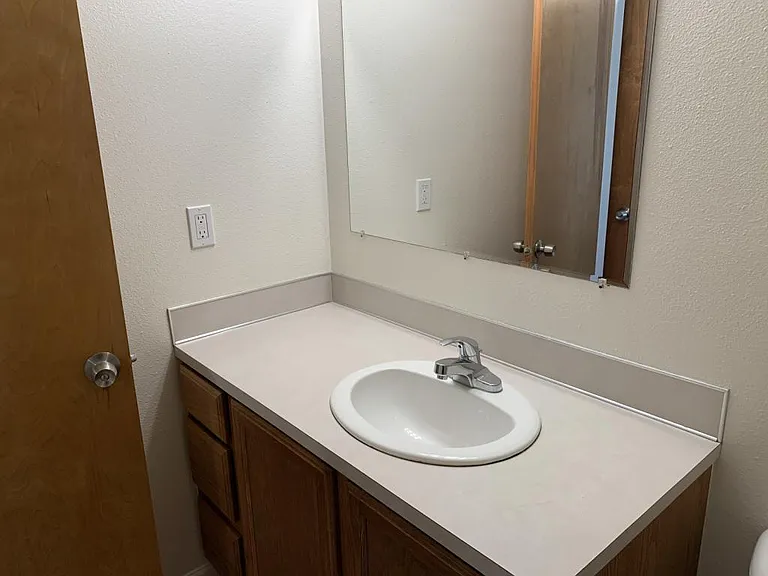 221 NW 3rd St #1 — Photo 11