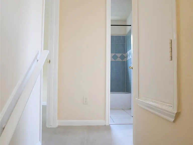 6603 Schambray St — Photo 35