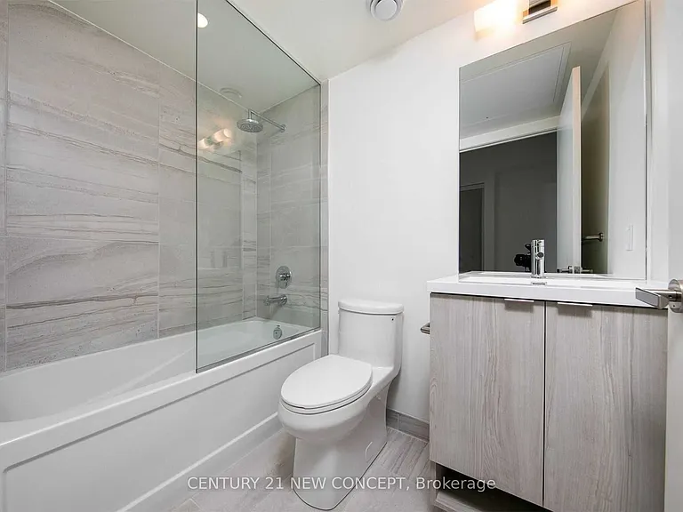 138 Downes St N #3816 — Photo 15