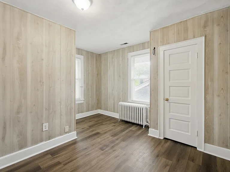 5611 Hampton Blvd — Photo 29