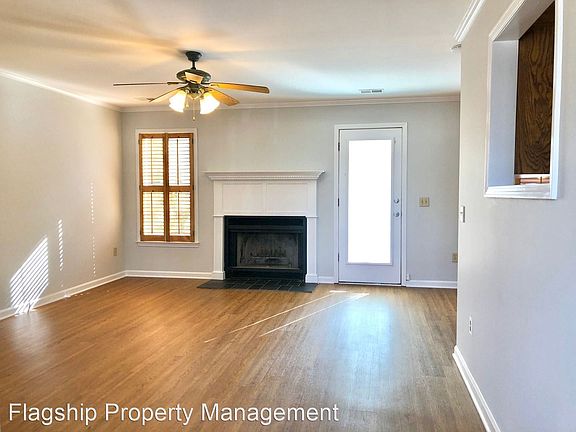 3rd image of 245 Waterbury Ct
