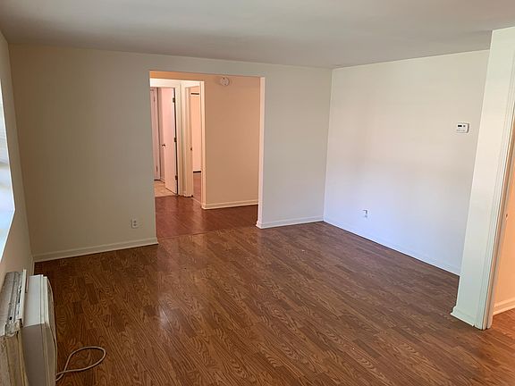 5th image of 1600 W Chase Ave #1-C
