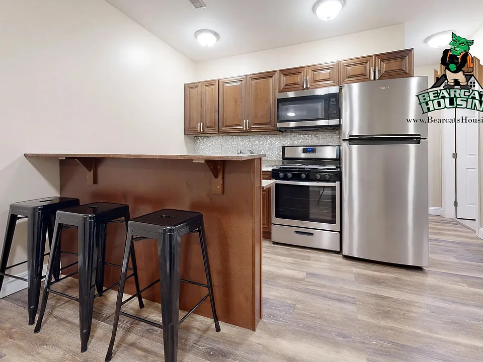81 State - 2 Bed
