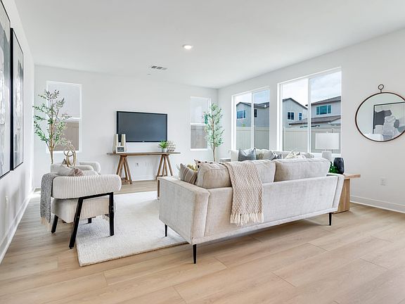 788 Railway Lane