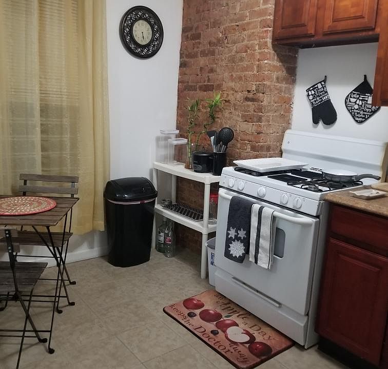 1st image of 1022 38th St #2