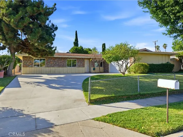 1560 N Vista Ave, Rialto, CA 92376