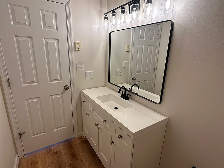 1453 Monroe Ave #1 — Photo 7