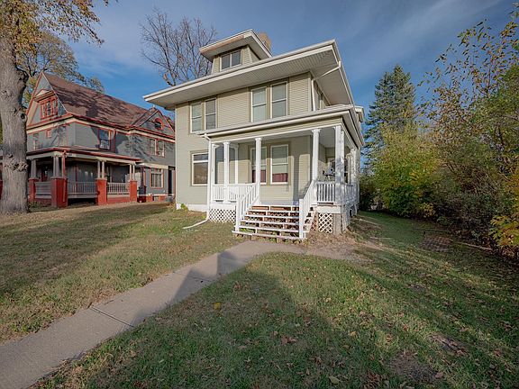 2nd image of 1610 Grandview Blvd