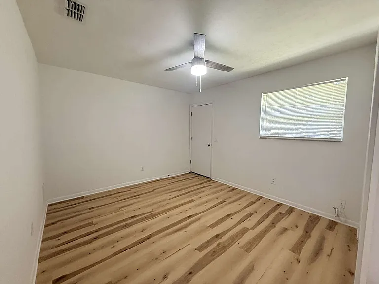 3815 Osprey Cir #D — Photo 12