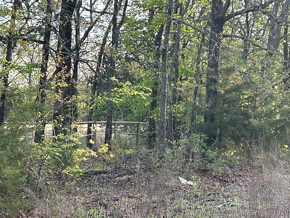3rd image of 6077 W 805th Rd