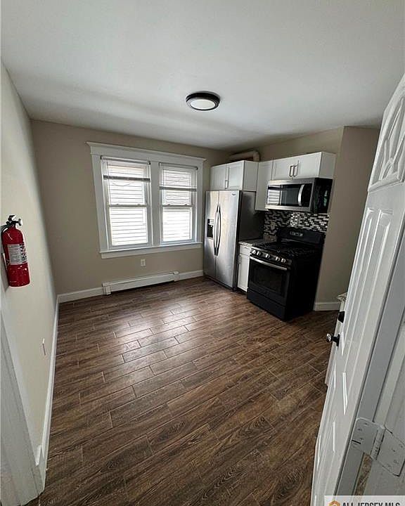 1st image of 97 Harvey St #1