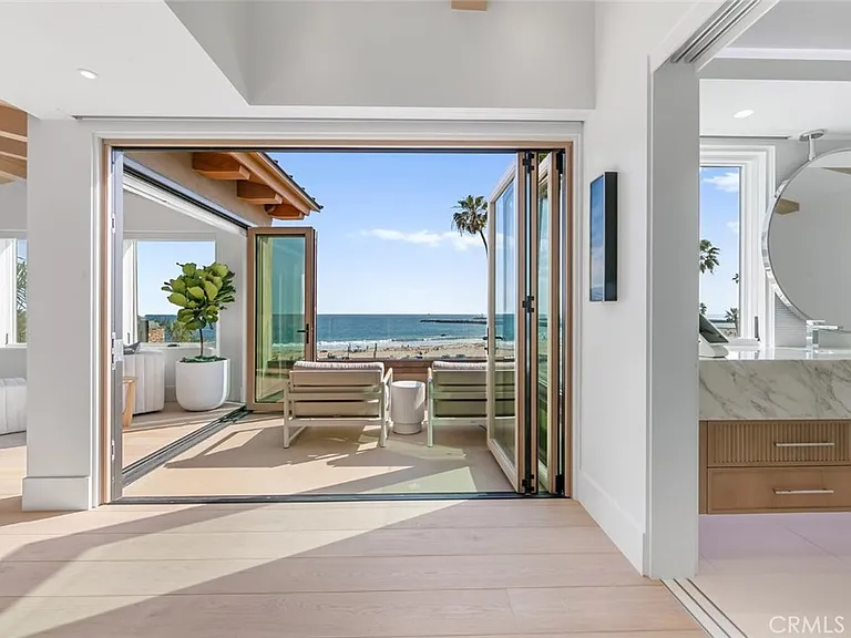 3130 Breakers Dr — Photo 35