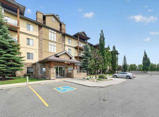 92 S Crystal Shores Rd #4210, Okotoks, AB T1S2N1
