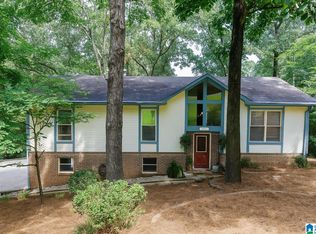 240 Russet Woods Dr, Birmingham, AL 35244