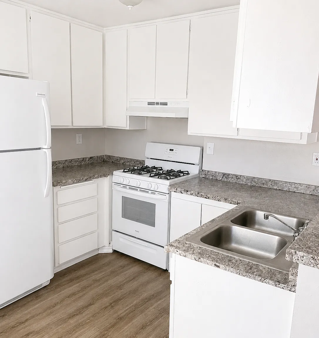 2 bed, 826 sqft, $1,400 — Photo 2