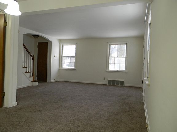 4th image of 2310 & 2312 Broad Blvd