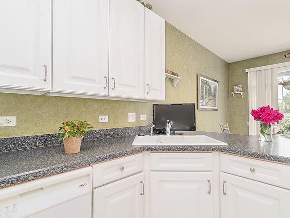 3rd image of 16409 Montclare Lake Ct